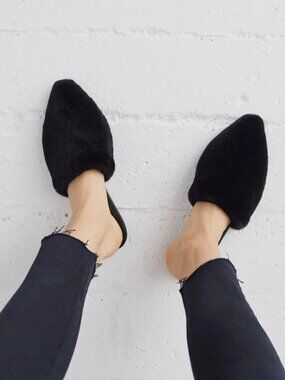 Jenni Kayne Mule "LIKE NEW"